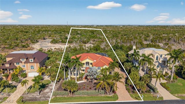 2312 Starfish LN, Sanibel, FL 33957