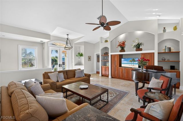 2312 Starfish LN, Sanibel, FL 33957