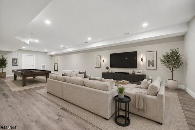 13 ROCKAGE ROAD, Warren Twp., NJ 07059