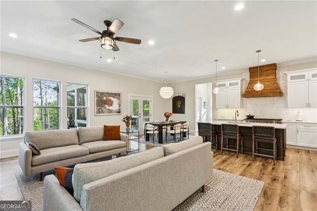 450 Cherokee Street, Canton, GA 30114