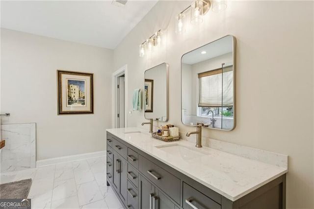 450 Cherokee Street, Canton, GA 30114