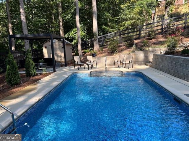 450 Cherokee Street, Canton, GA 30114