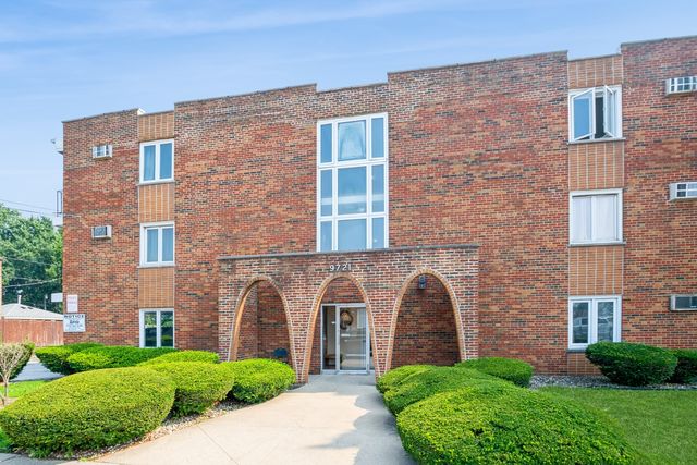 9721 S Cicero Avenue 1A, Oak Lawn, IL 60453