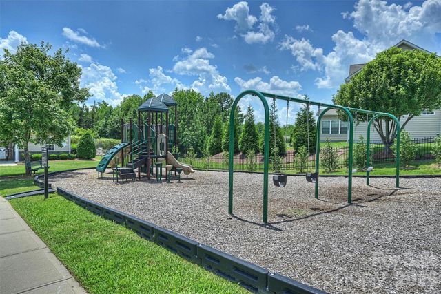1113 Bassett Way, Fort Mill, SC 29707