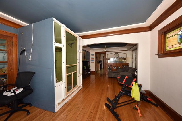 1816 S 59th STREET, West Allis, WI 53214