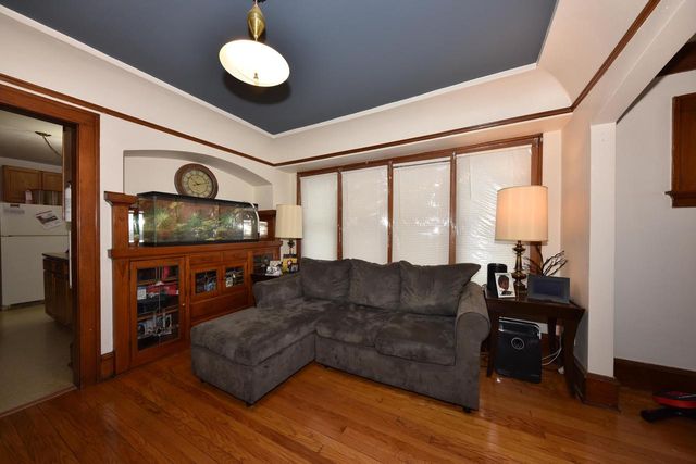 1816 S 59th STREET, West Allis, WI 53214