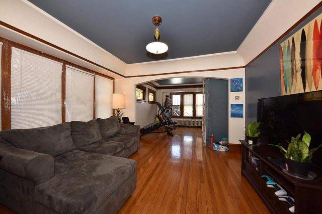 1816 S 59th STREET, West Allis, WI 53214