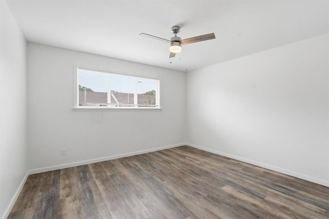 2220 Shadowdale Drive 350, Houston, TX 77043