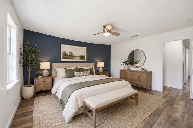 2220 Shadowdale Drive 350, Houston, TX 77043