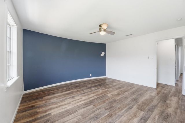 2220 Shadowdale Drive 350, Houston, TX 77043