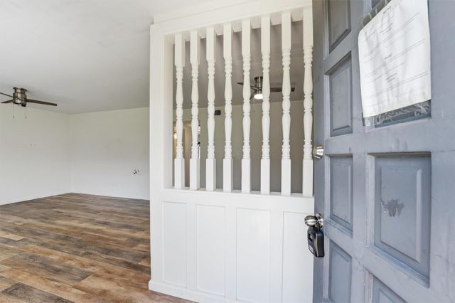 2220 Shadowdale Drive 350, Houston, TX 77043