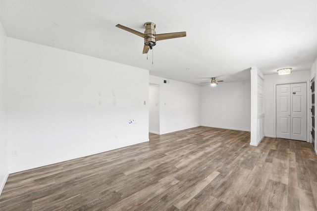 2220 Shadowdale Drive 350, Houston, TX 77043