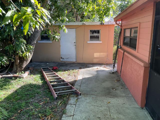 1433 NE 26th Court, Pompano Beach, FL 33064