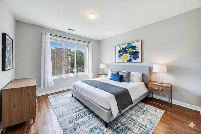 5250 N Lincoln Avenue 3C, Chicago, IL 60625