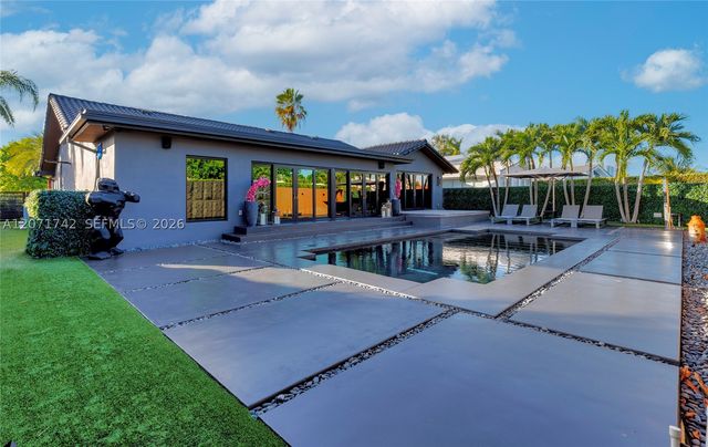 11620 NE 20th Dr, North Miami, FL 33181