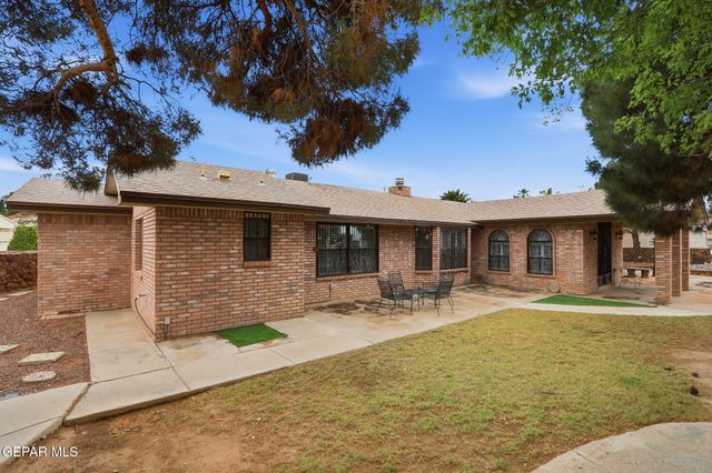 2063 GREENLEE Drive, El Paso, TX 79936
