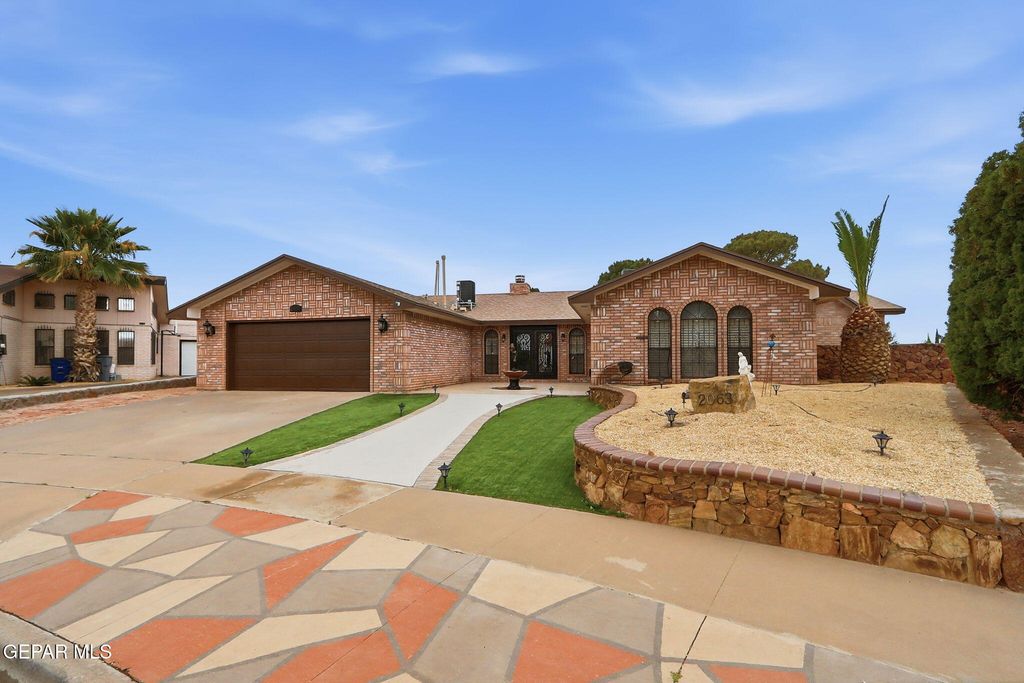 2063 GREENLEE Drive, El Paso, TX 79936