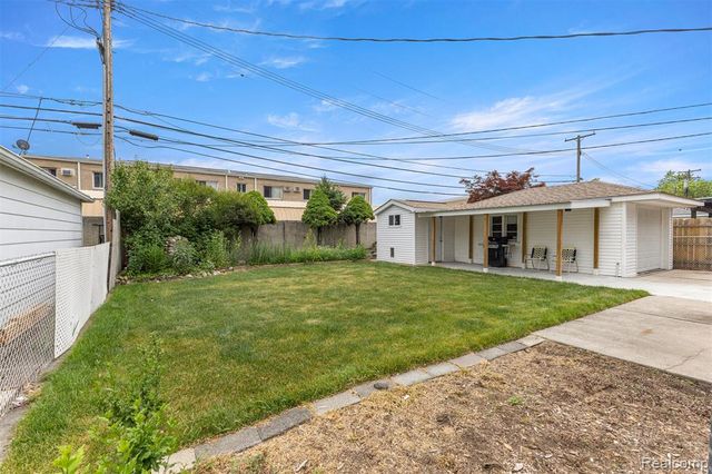 27240 W Pleasant Ridge Street, Dearborn Heights, MI 48127