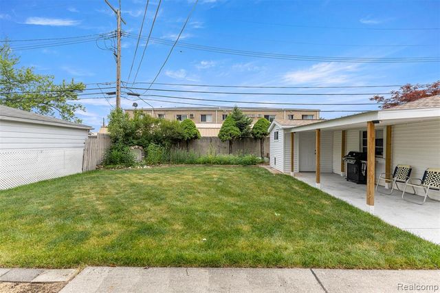 27240 W Pleasant Ridge Street, Dearborn Heights, MI 48127