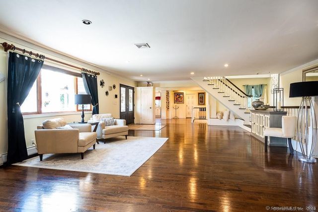 2 Valley Road, Westport, CT 06880