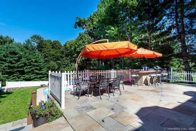 2 Valley Road, Westport, CT 06880