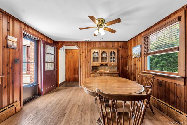 17 Hawkins Lane, Brookhaven, NY 11719