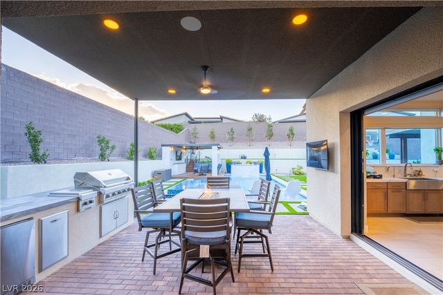 397 Vista Sunset Avenue, Las Vegas, NV 89138