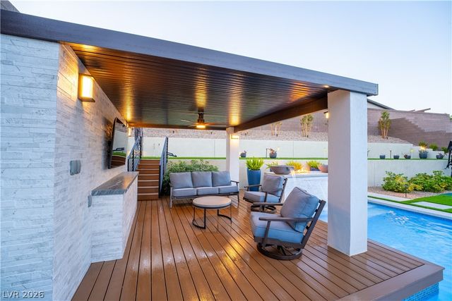 397 Vista Sunset Avenue, Las Vegas, NV 89138