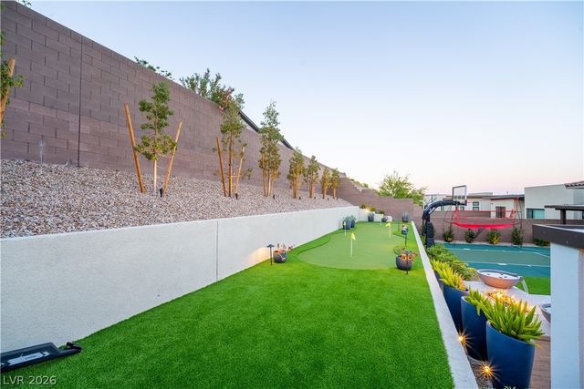 397 Vista Sunset Avenue, Las Vegas, NV 89138