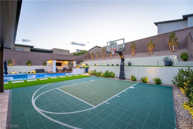 397 Vista Sunset Avenue, Las Vegas, NV 89138