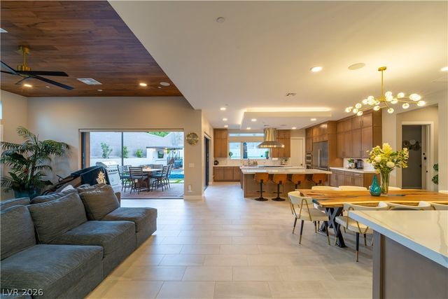 397 Vista Sunset Avenue, Las Vegas, NV 89138