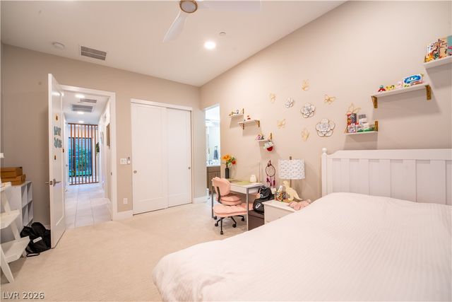 397 Vista Sunset Avenue, Las Vegas, NV 89138