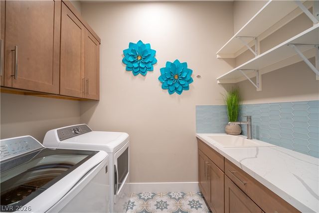 397 Vista Sunset Avenue, Las Vegas, NV 89138