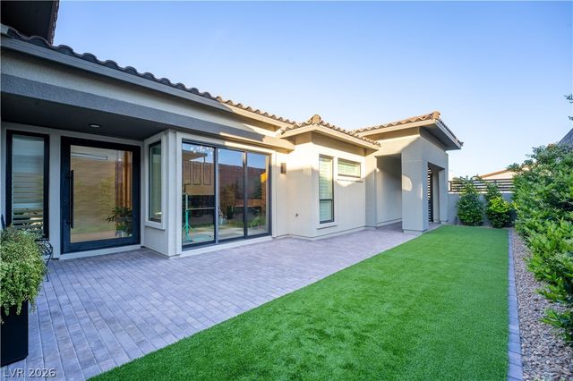 397 Vista Sunset Avenue, Las Vegas, NV 89138