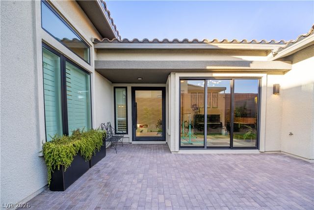 397 Vista Sunset Avenue, Las Vegas, NV 89138