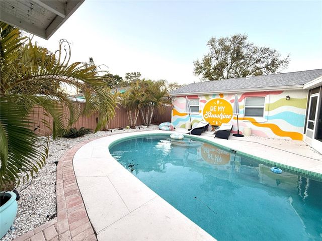 7812 POWDER HORN CIRCLE, Largo, FL 33773