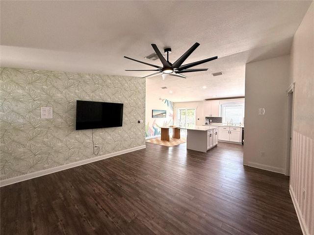 7812 POWDER HORN CIRCLE, Largo, FL 33773