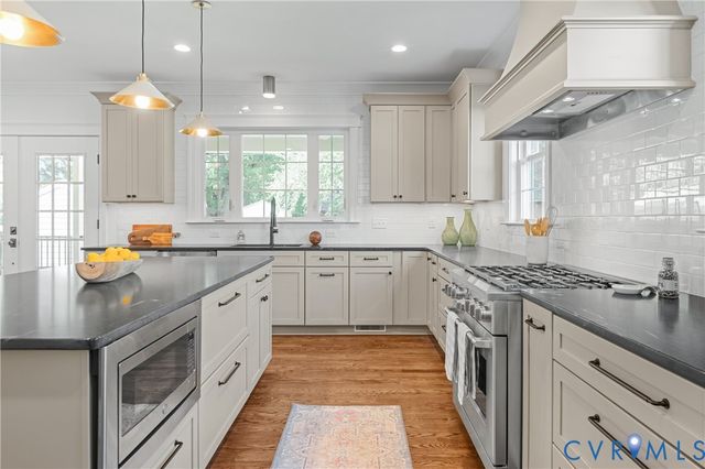 4705 Fitzhugh Ave, Richmond, VA 23230