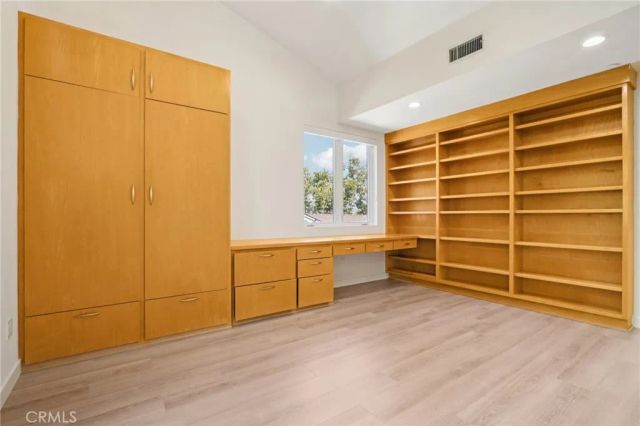 13424 Contour, Sherman Oaks, CA 91423