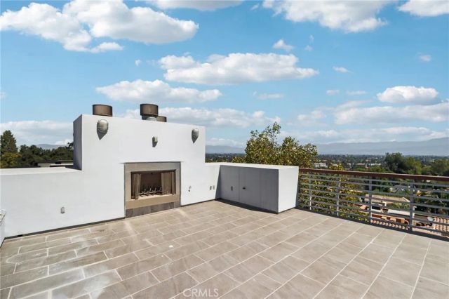 13424 Contour, Sherman Oaks, CA 91423