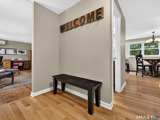 3 Marian Lane, Clinton, CT 06413