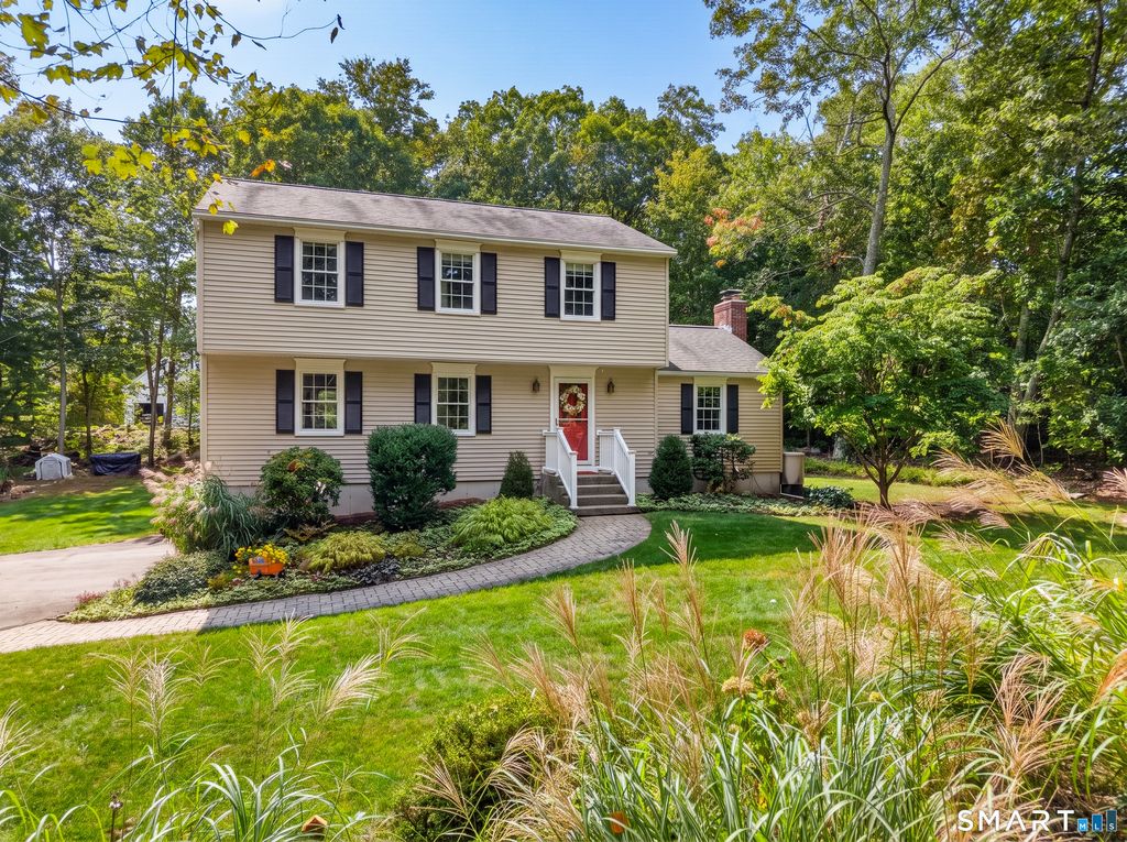 3 Marian Lane, Clinton, CT 06413