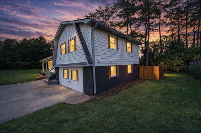 3210 Ebenezer Road, Marietta, GA 30066