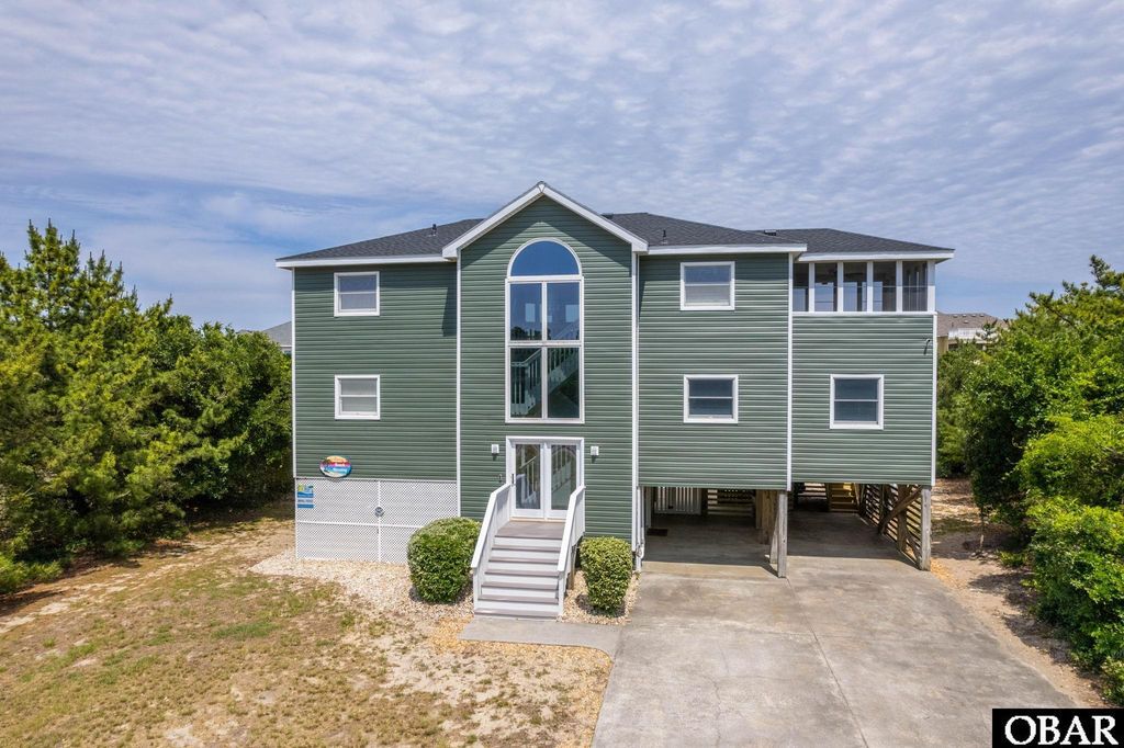 Image 1 of property listing at 1045 Whalehead Drive Lot 27, Corolla, NC 27927