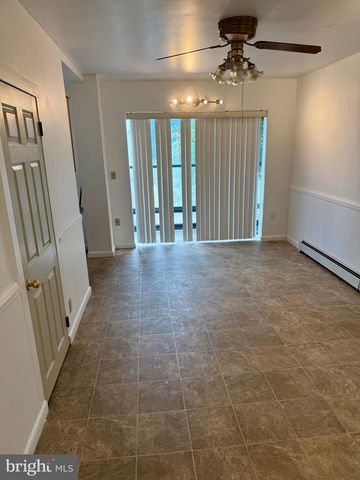 155 E MIDDLE ST, Gettysburg, PA 17325