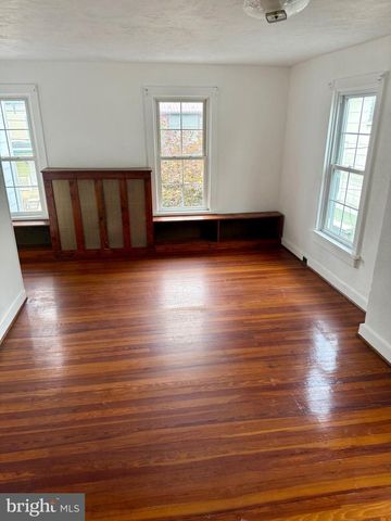 155 E MIDDLE ST, Gettysburg, PA 17325