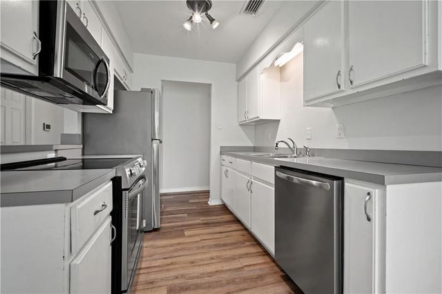 1647 Wagon Wheel Drive, Semmes, AL 36575