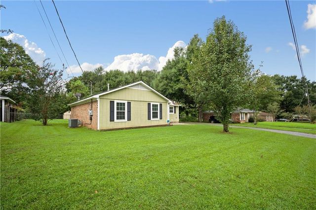 1647 Wagon Wheel Drive, Semmes, AL 36575