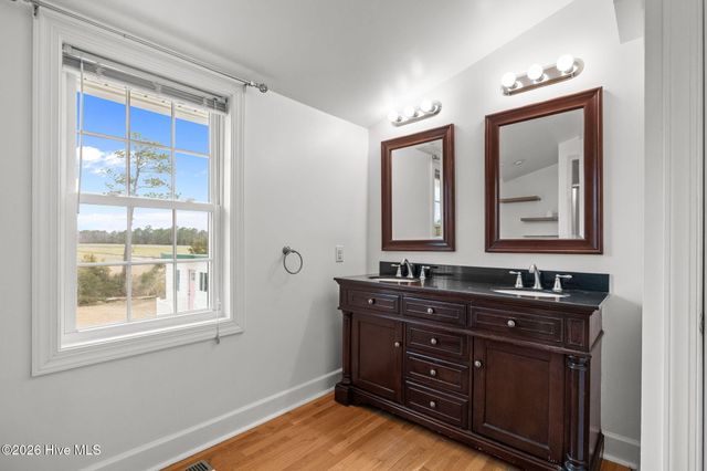 2917 Highway 70, Beaufort, NC 28516