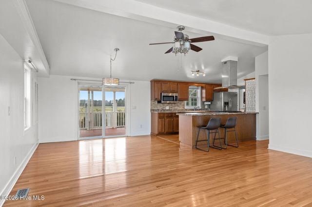 2917 Highway 70, Beaufort, NC 28516